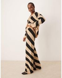 Y.A.S - Pantalon large d'ensemble en maille - larges rayures camel - Lyst