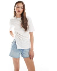 Object - T-Shirt Bianca Con Spacco E Vita Stile Corsetto - Lyst