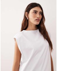 ARRANGE - Shoulder Pad Side Split Oversized Sleeveless Tee - Lyst