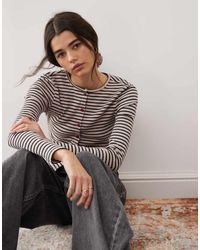 Miss Selfridge - Gestreept Vest Met Lange Mouwen - Lyst