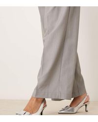 New Look - Zapatos Plateados De Tacón Destalonados Con Detalle De Lazo De - Lyst