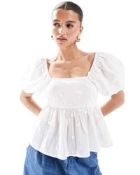 New Look - Daisy Embroidered Puff Sleeve Peplum Top - Lyst