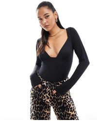 Stradivarius - Body A Maniche Lunghe Con Scollo A V Profondo - Lyst