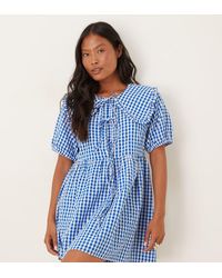 Nobody's Child Petite - Vestido Corto A Cuadros Vichy Azules Con Solapas Blaze De - Lyst
