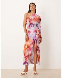ASOS - – drapiertes midaxikleid mit one-shoulder-träger und rosa blumenmuster - Lyst