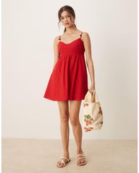 Abercrombie & Fitch - Robe babydoll courte à fines bretelles et décolleté en cœur - Lyst
