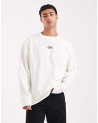 ASOS - Oversized T-Shirt Van Zware Stof Met Lange Mouwen, Bedrukt Embleem Op De Borst En Gestikte Details - Lyst