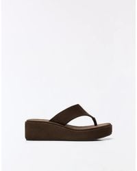 Bershka - Thong Heeled Platform Sandals - Lyst