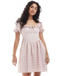 New Look - Vestido Corto Rosa A Cuadros Con Detalle Estilo Corsé De - Lyst