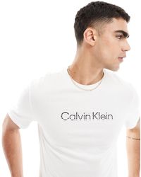 Calvin Klein - T-shirt bianca con logo sfumato - Lyst