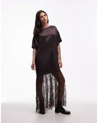 ASOS - Robe t-shirt longue et hybride en satin avec jupe en dentelle - chocolat foncé - Lyst
