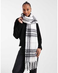 ASOS - Bufanda Monocromática A Cuadros Con Flecos De - Lyst
