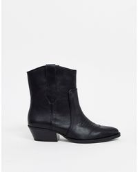 Botas Bershka de mujer desde 30 €