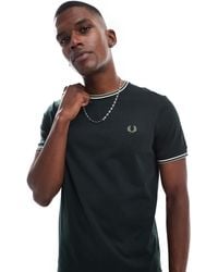 Fred Perry - – dunkeles t-shirt mit zwei zierstreifen - Lyst