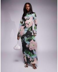 ASOS - Maxi Jurk Van Mesh Met Lage Rug, Uitlopende Mouwen En Abstracte Bloemenprint - Lyst