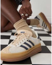 adidas Originals - Zapatillas De Deporte Y Azul Marino Con Plataforma Gazelle Bold De -Blanco - Lyst