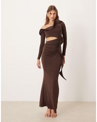 ASOS - Vestito Midi A Maniche Lunghe Strutturato Color Cioccolato Con Volant E Cut-Out - Lyst