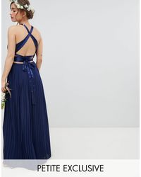 TFNC London Lange Geplooide Bruidsmeisjesjurk Met Kruisbandjes Op - Blauw