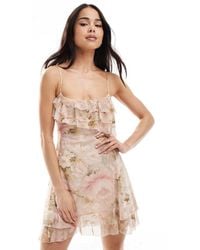 Bershka - Vestito Corto A Fiori Con Volant - Lyst