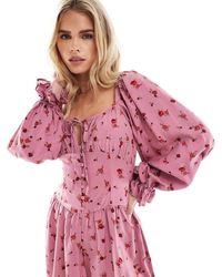 Miss Selfridge - Playsuit Met Lange Mouwen En Fijne Bloemenprint - Lyst
