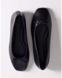 ASOS - Ballerina's Met Brede Pasvorm En Strik - Lyst