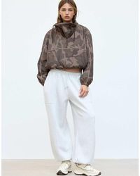 Stradivarius - Technical Camouflage Windbreaker - Lyst