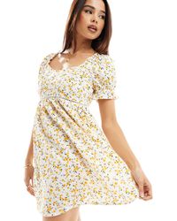Wednesday's Girl - Chintzy Floral Mini Smock Dress - Lyst