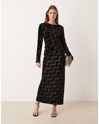 Y.A.S - Long Sleeve Velvet Midi Dress With Ruching Detail - Lyst