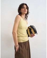 TOPSHOP - Geribbeld Racerhemdje Van Premium Lyocellmix - Lyst