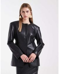 ASOS - Getailleerde Blazer Van Imitatieleer Zonder Kraag - Lyst