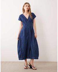 ARKET - Denim Maxi Jurk Met Ingenomen Taille - Lyst