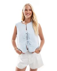 Pieces - Lightweight Quilted Tie Front Summer Gilet - Lyst