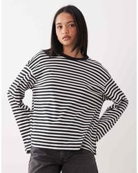 Monki - Oversized Long Sleeve T-shirt With Side Slits - Lyst