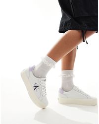 Calvin Klein - Vulc - sneakers flatform bianche e lilla - Lyst
