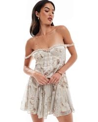 ASOS - – korsett-minikleid aus satin mit rüschendetail, chiffon-godet-rock und vintage-blumenmuster - Lyst