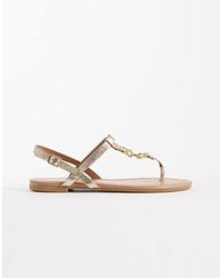 New Look - Thong Metal Detail Flat Sandals - Lyst