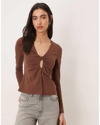 Abercrombie & Fitch - Long Sleeve Cut Out Twist Top - Lyst