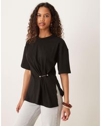ASOS - T-shirt With Cinched Waist And Hardware Detail - Lyst