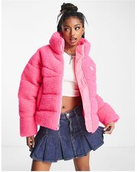Nike Jackets for Women | Online Sale up 