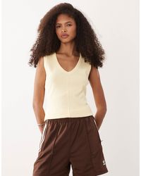 ASOS - Ribbed V Neck Vest Top With Exposed Seam Detail - Lyst