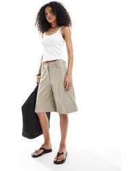 ASOS - Short long imitation cuir - taupe - Lyst