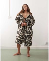 Regatta - Adult Waterproof Changing Robe - Lyst