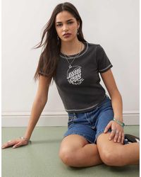 Santa Cruz - T-Shirt Baby Lavaggio Acido Con Logo Con Riflesso Lunare - Lyst