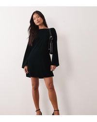 Nobody's Child Petite - Joelle Open Back Tie Detail Long Sleeve Velvet Mini Dress - Lyst