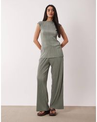 Calvin Klein - Plisse Pull-on Trousers Co-ord - Lyst