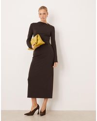 Mango - Robe longue nouée à encolure bateau et manches longues - chocolat - Lyst