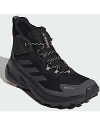 adidas Originals - Terrex Trailmaker 2.0 Mid Gore-Tex Hiking Shoes - Lyst