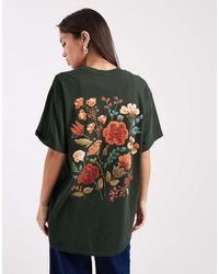 Miss Selfridge - T-Shirt Color Oliva Con Grafica Floreale Stile Arazzo - Lyst