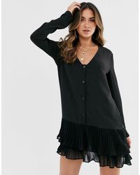 black v neck shift dress with sleeves