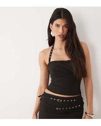 Kaiia - Exclusive 90S Eyelet Buckle Detail Halterneck Top Co-Ord - Lyst